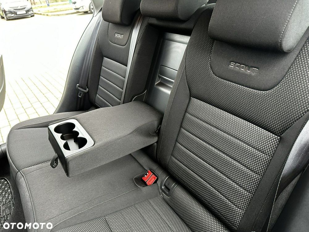 Skoda Octavia 2.0 TDI 4x4 Scout - 31