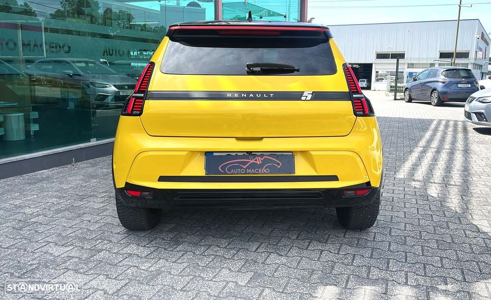 Renault 5 E-Tech 52 kWh Evolution Autonomia Conforto - 4