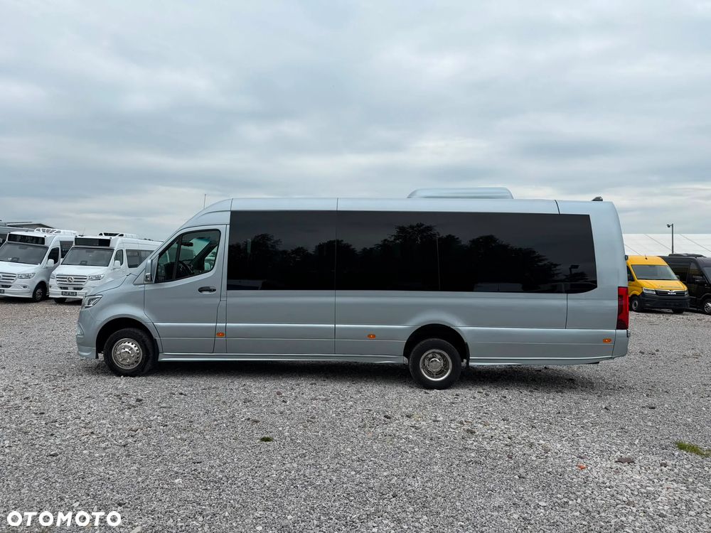 Mercedes-Benz Sprinter 519 - 9