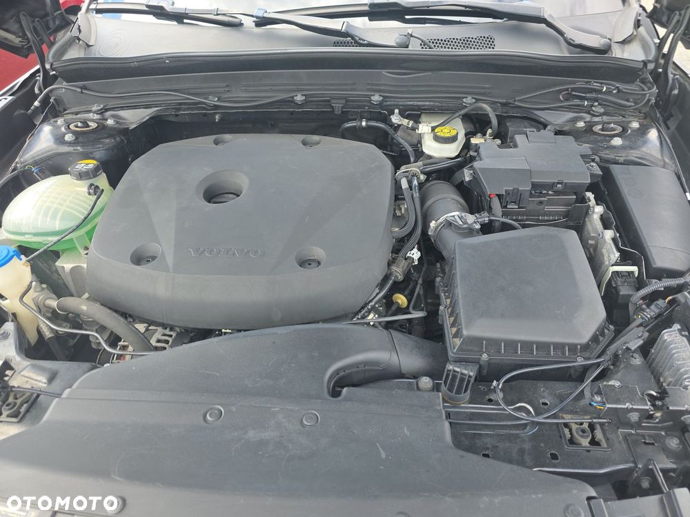 Volvo XC 40 T5 AWD R-Design - 10