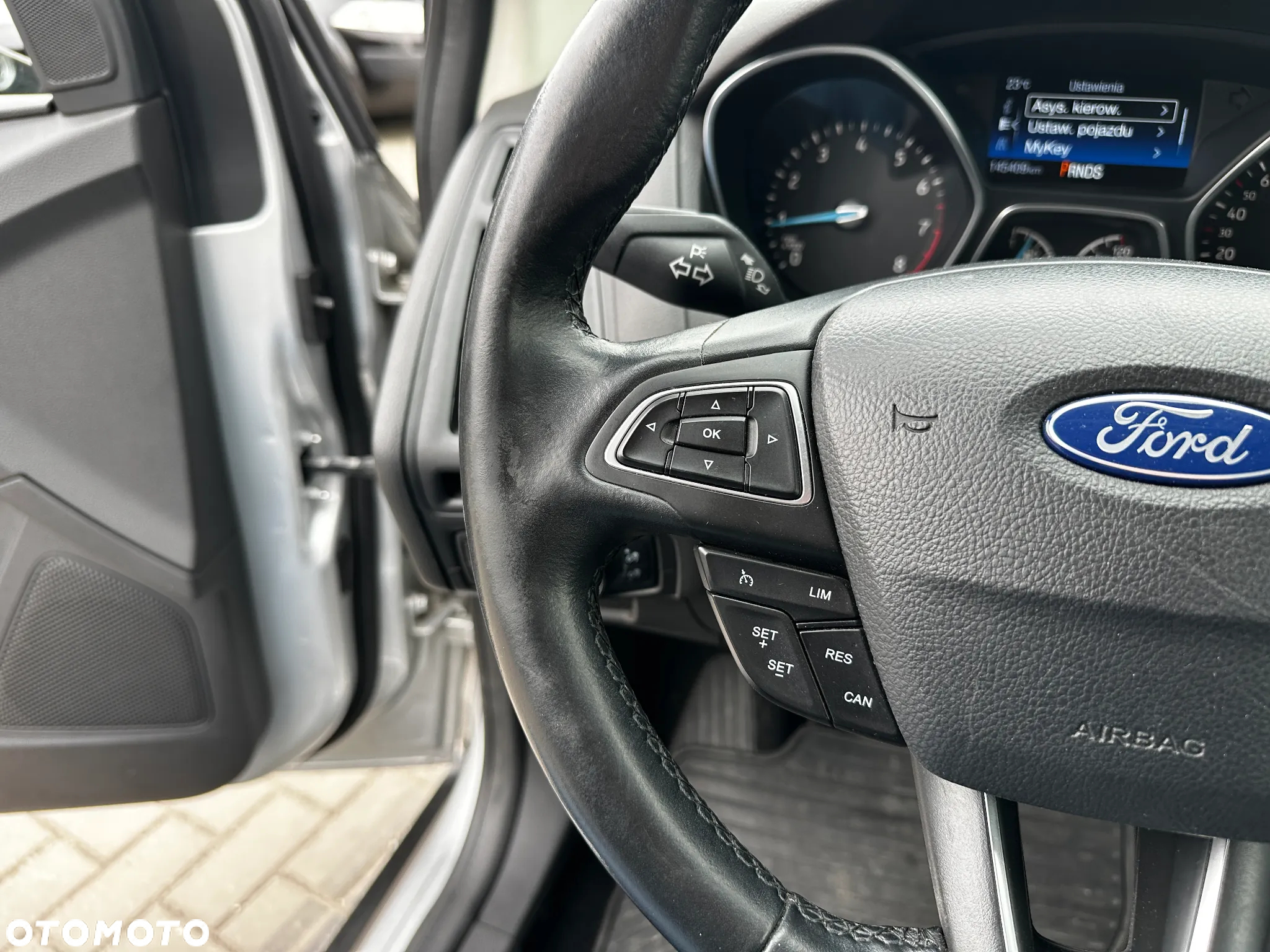 Ford Focus - 10