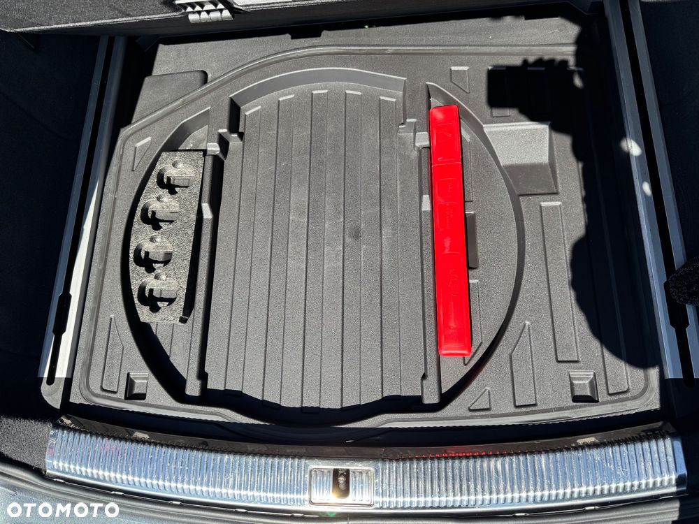 Audi A6 Avant 2.0 TDI Ultra S tronic - 19