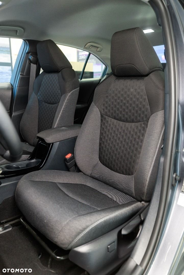 Toyota Corolla - 10