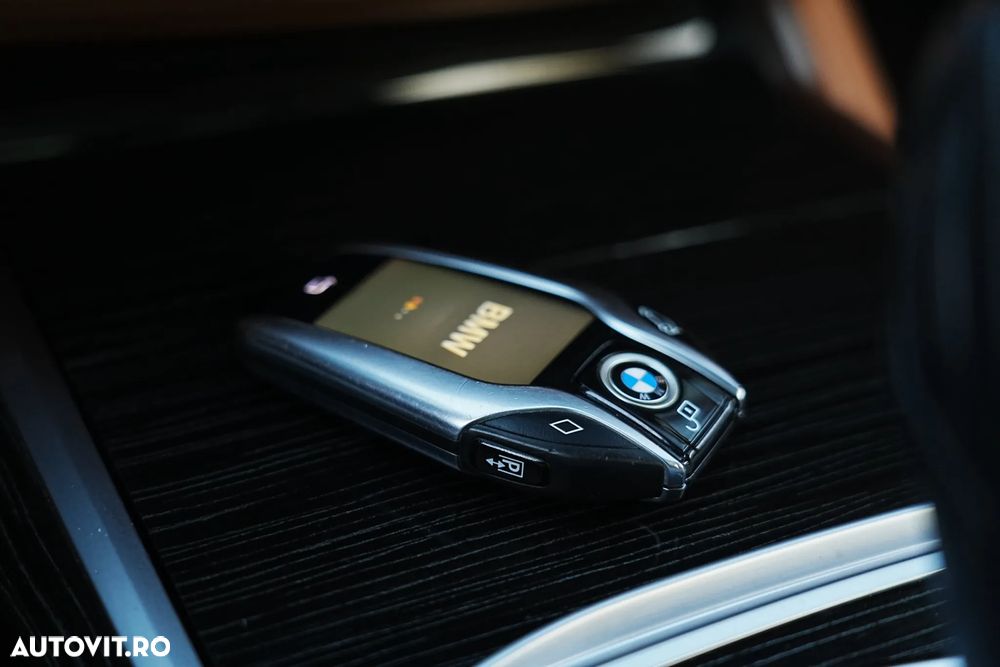 BMW Seria 7 730d xDrive - 25