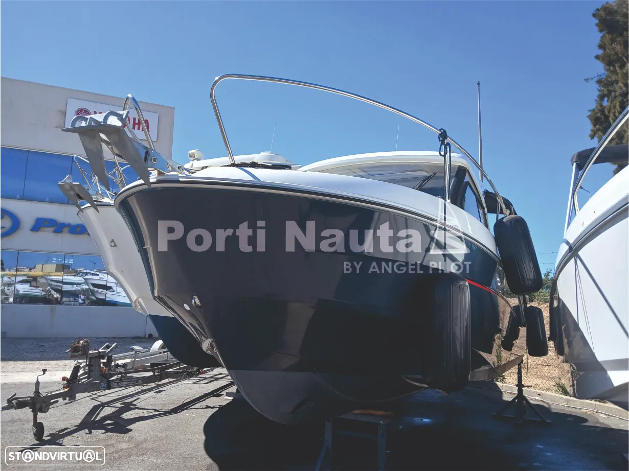 Beneteau Antares 7 - 2