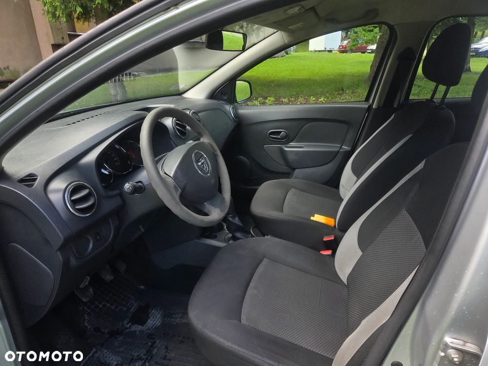 Dacia Sandero 1.2 16V Celebration - 5