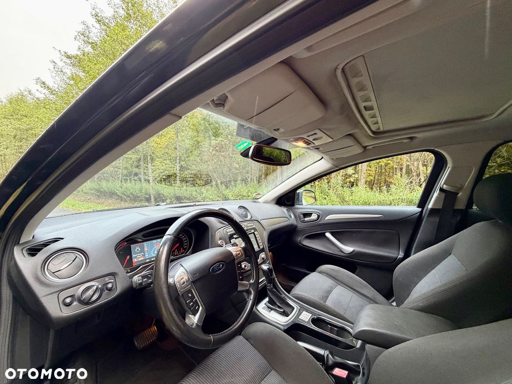 Ford Mondeo - 16