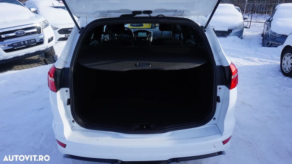 Ford Focus 1.0 EcoBoost Start-Stopp-System ST-LINE DESIGN - 14