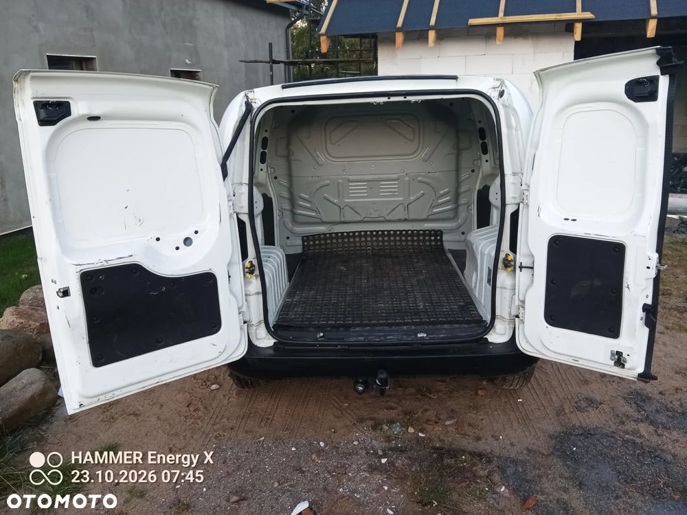 Fiat Fiorino Kombi 8V Elegant - 6