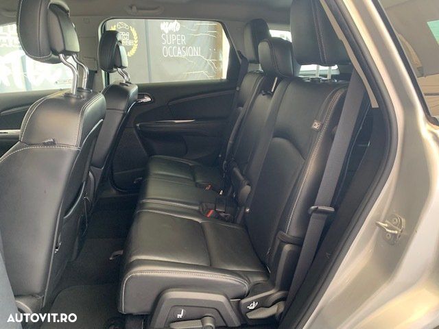 Fiat Freemont 2.0 Mjet AT AWD Lounge - 6