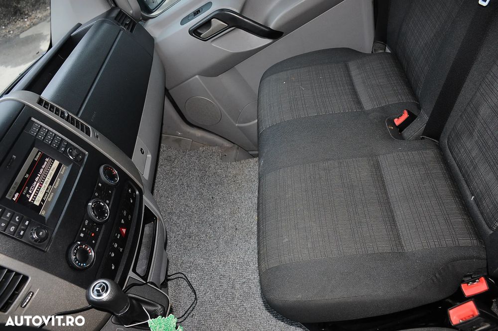 Mercedes-Benz Sprinter - 12