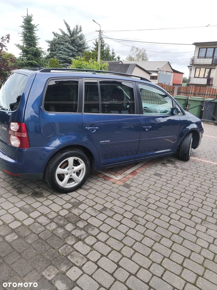 Volkswagen Touran 1.9 TDI DPF Blue Motion United - 3