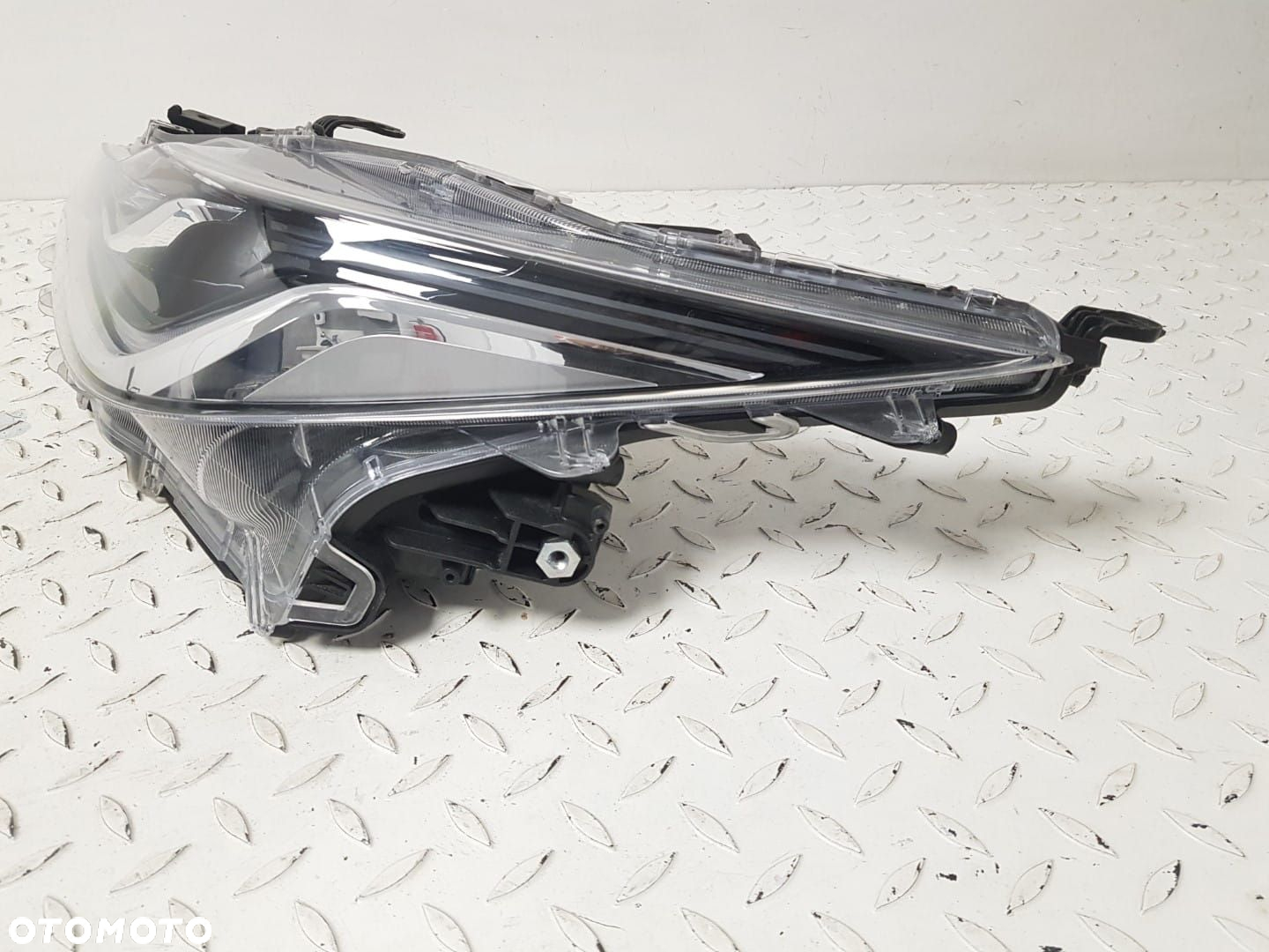 LAMPA prawa lewa TOYOTA COROLLA XII E21 SEDAN 18-23 LAMPY PRAWA LEWA REFLEKTOR  KOMPLET EUROPA - 4