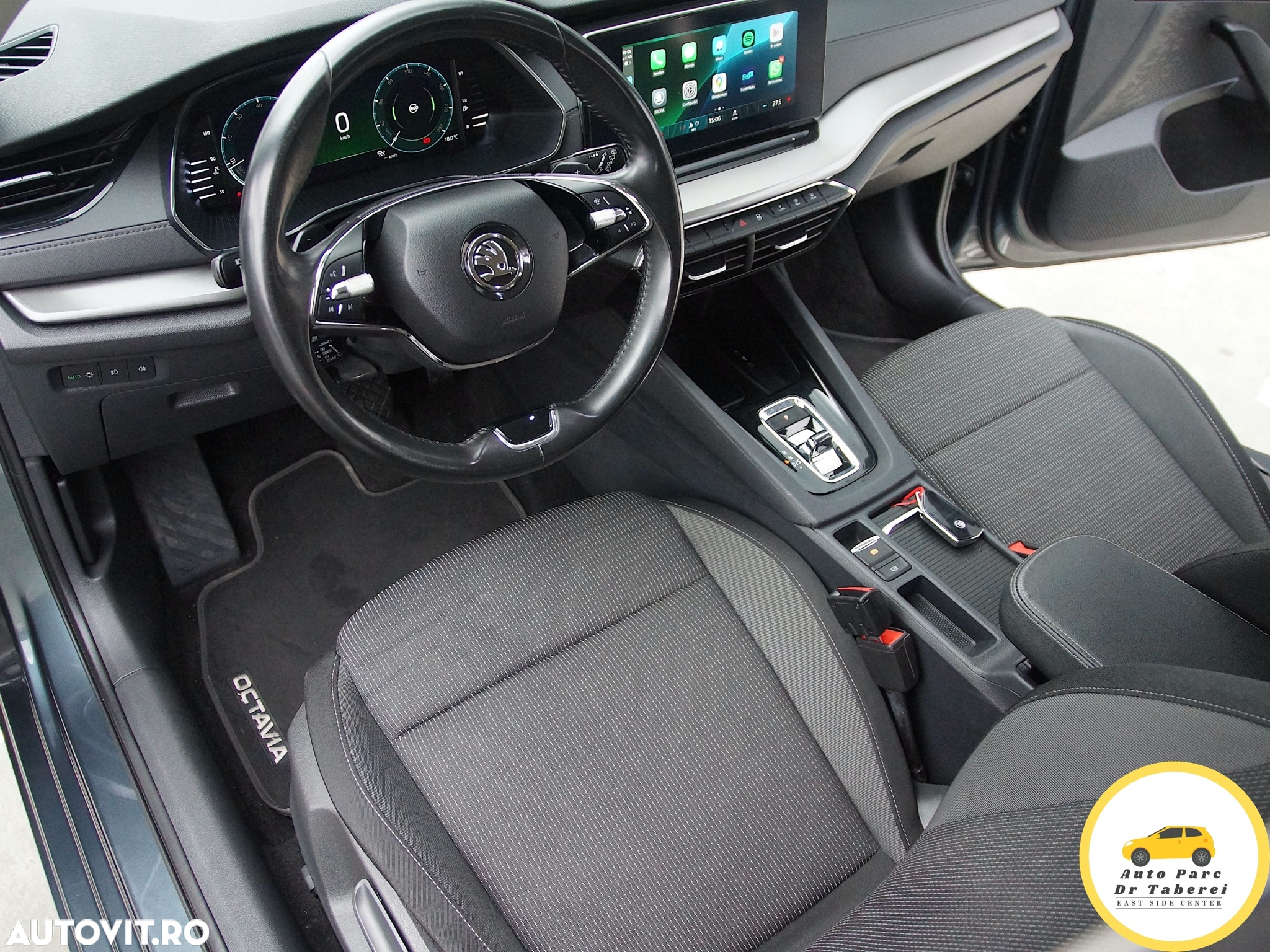 Skoda Octavia Combi Diesel 2.0 TDI DSG Style - 23