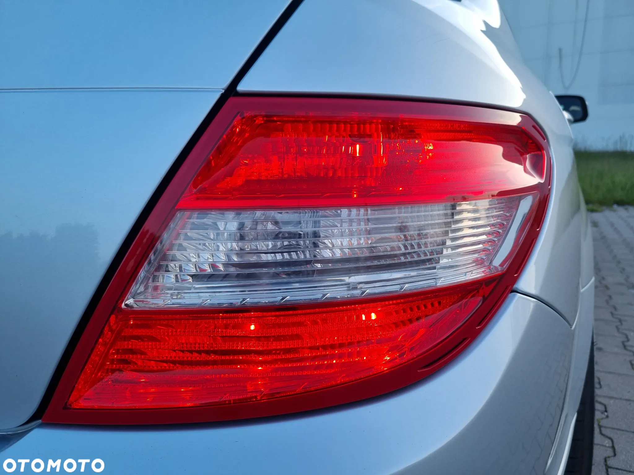 Mercedes-Benz Klasa C 300 7G-TRONIC SPORT EDITION - 13