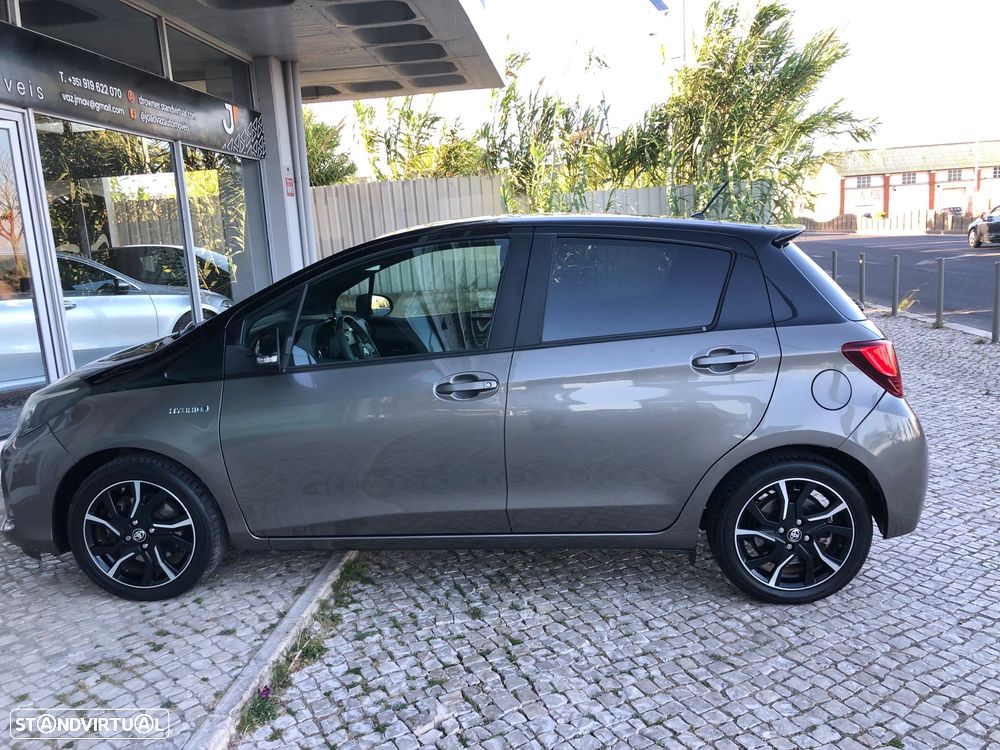 Toyota Yaris 1.5 HSD Comfort - 12