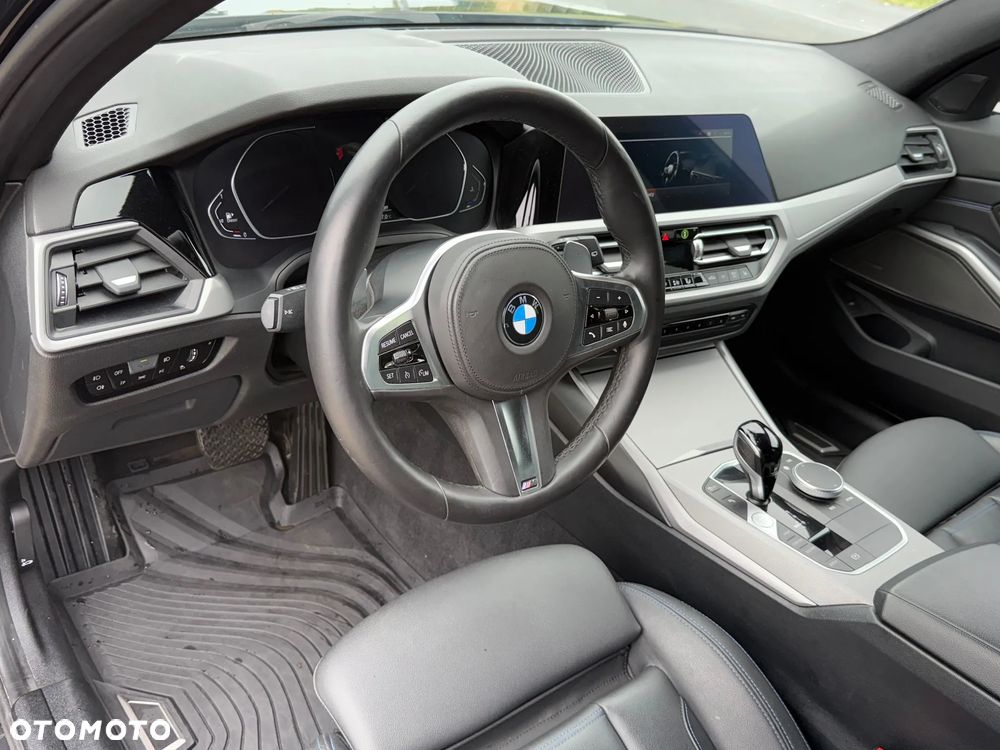 BMW Seria 3 320d mHEV M Sport - 12