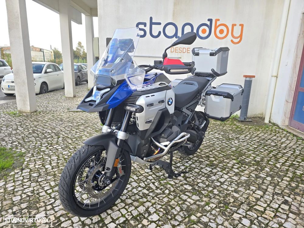 BMW R 1300 GS Adventure Trophy - 1