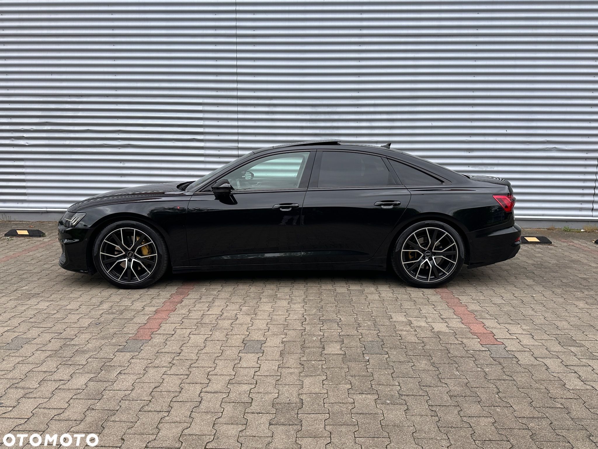 Audi A6 - 1