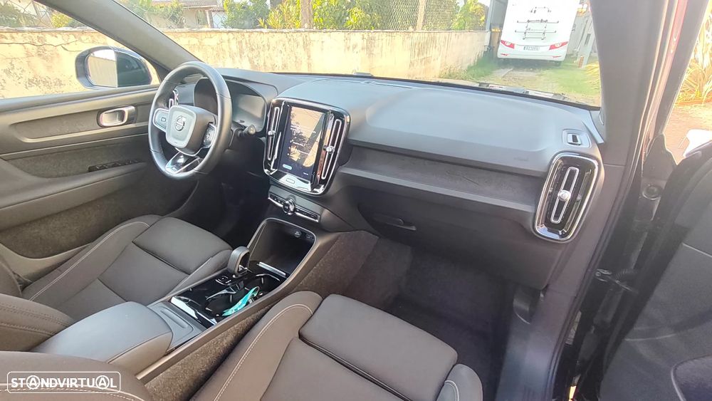 Volvo XC 40 Recharge 69 kWh Single Motor Plus - 3