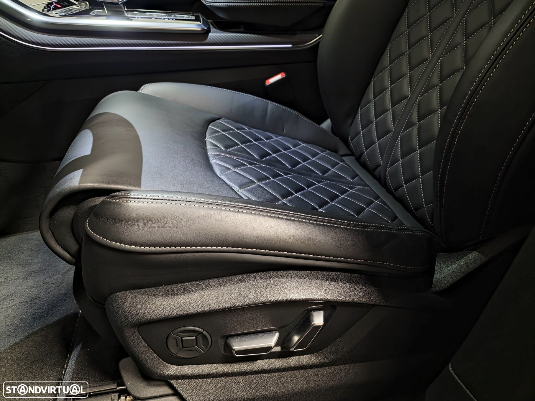 Audi Q8 60 TFSIe quattro S line Tiptronic - 44