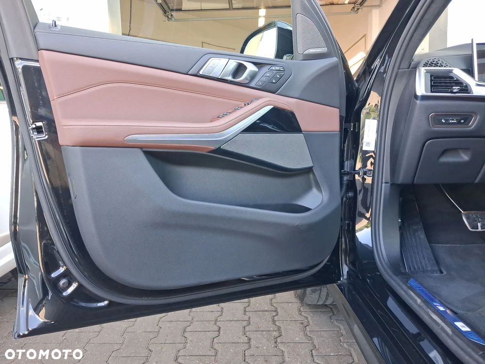 BMW X7 xDrive40d mHEV Individual Edition sport - 15