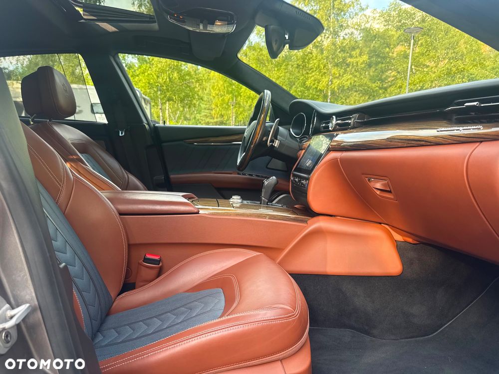 Maserati Quattroporte Q4 GranLusso S - 11