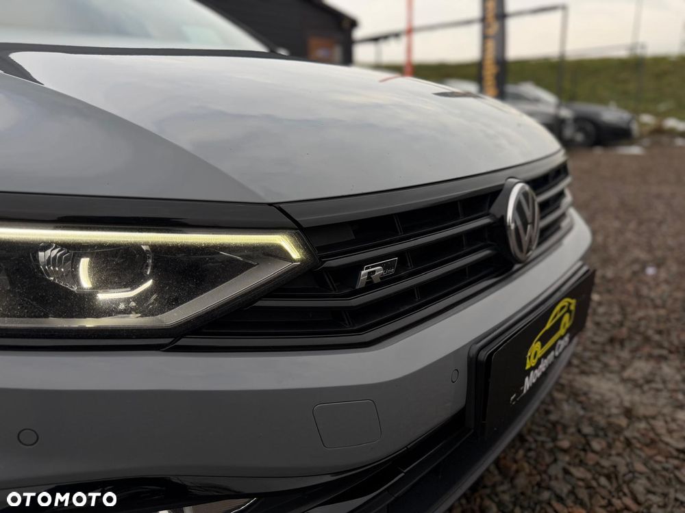 Volkswagen Passat - 19