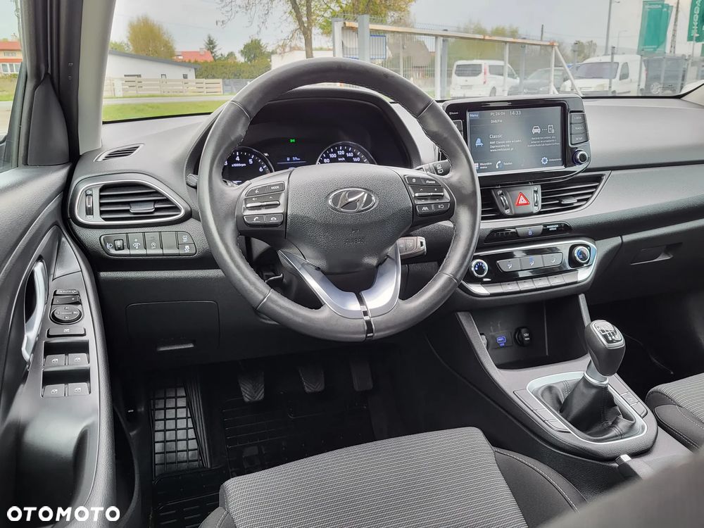 Hyundai i30 1.0 T-GDI Classic + - 17