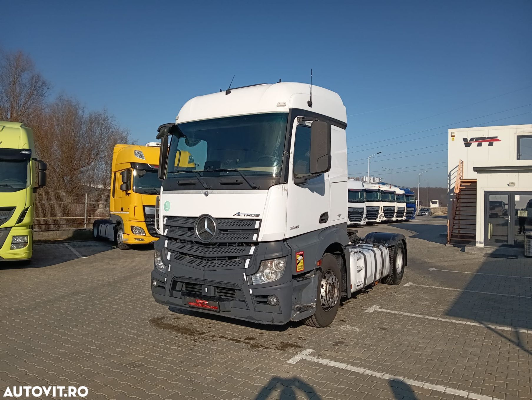 Mercedes-Benz Actros - 1