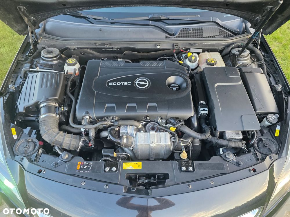 Opel Insignia - 16