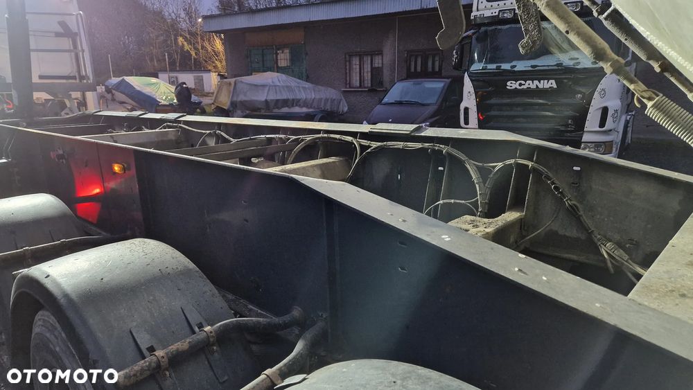 Schwarzmuller Rynna 26m 5150kg - 10