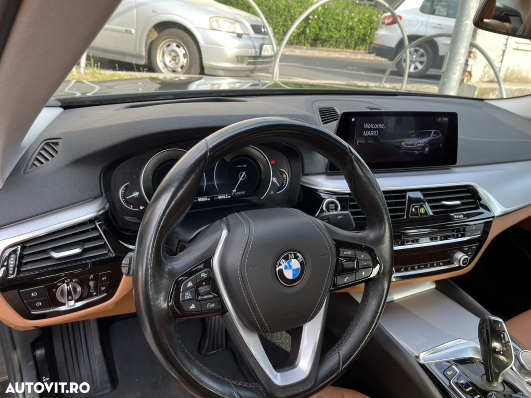 BMW Seria 5 530i AT - 9