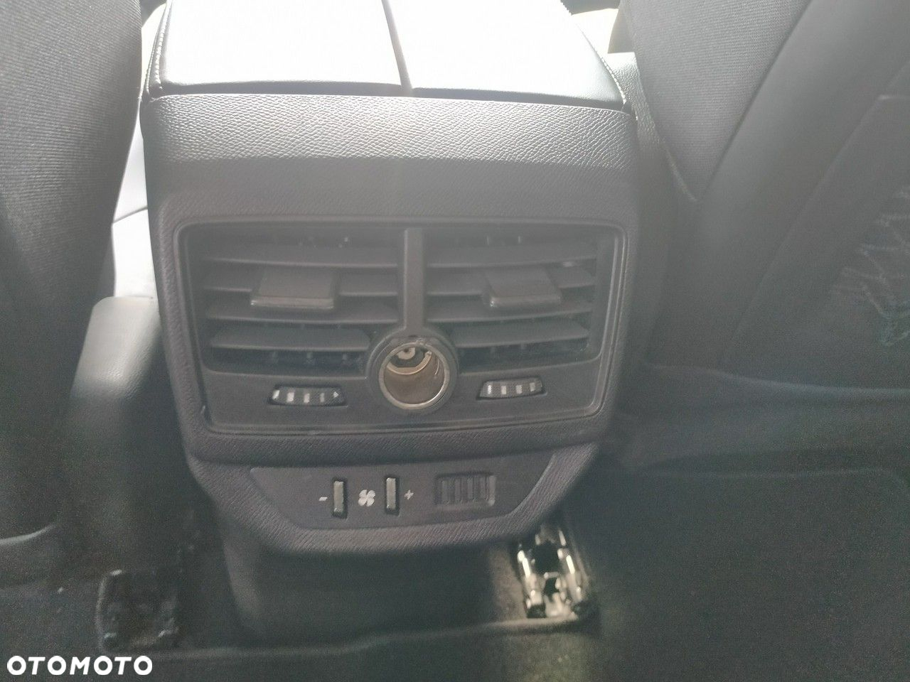 Peugeot 5008 2.0 BlueHDi Allure 7os - 17