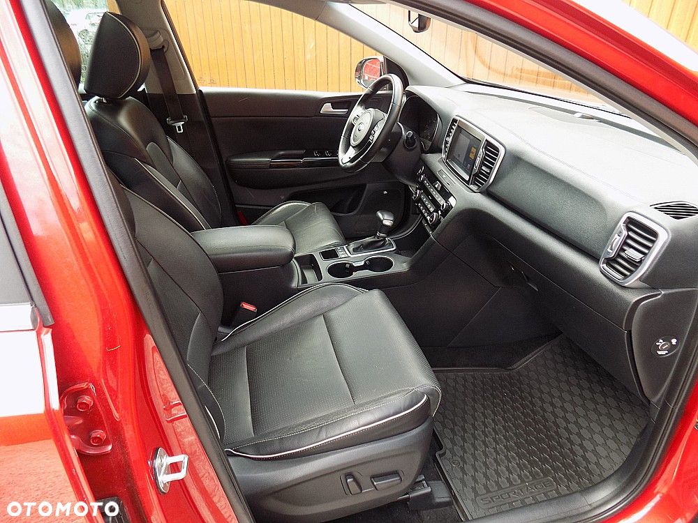 Kia Sportage 1.6 T-GDI AWD Vision - 8