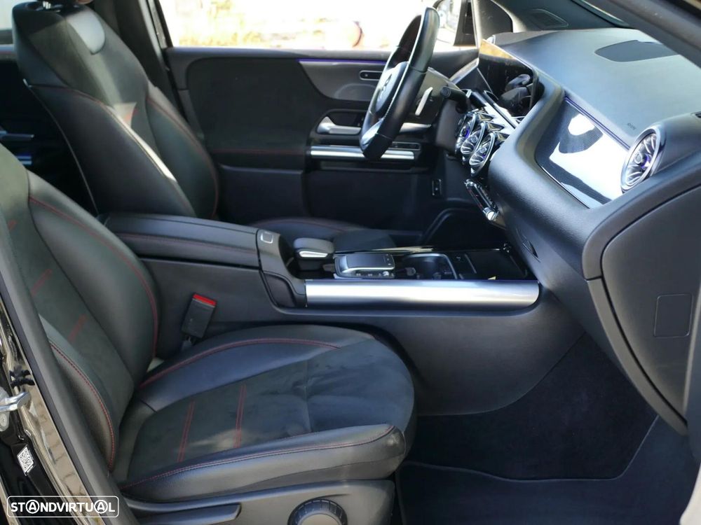 Mercedes-Benz B 250 e AMG Line - 29