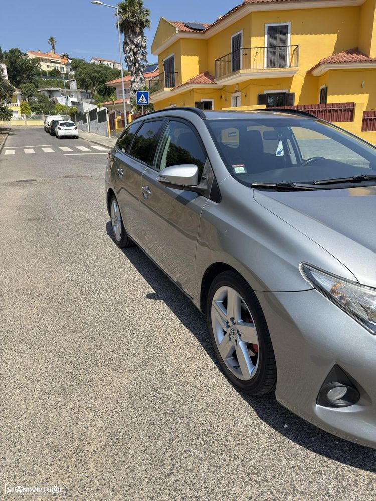 Toyota Auris Touring Sports 1.4 D-4D Comfort - 3