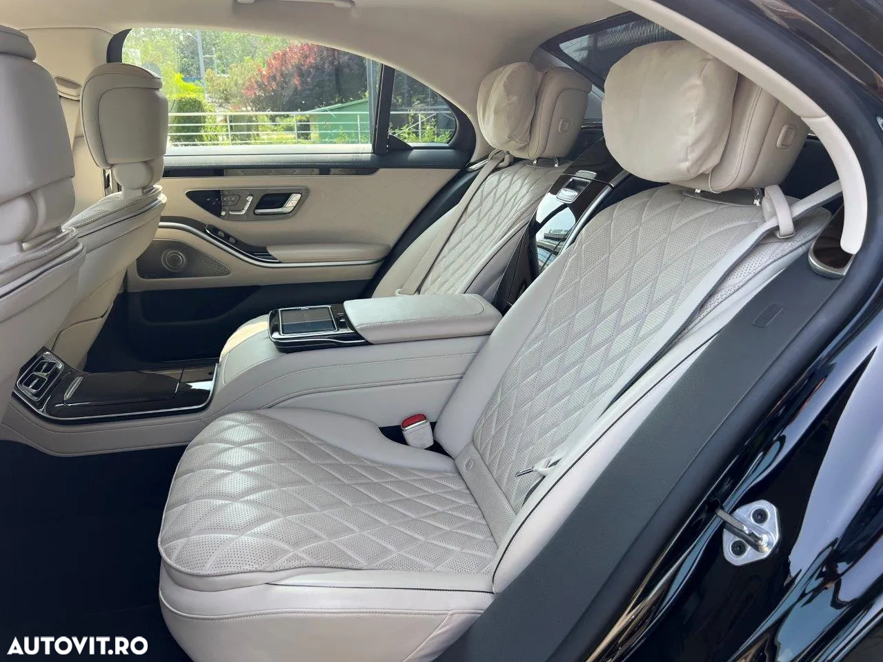 Mercedes-Benz S 450 4MATIC Long Aut. - 9