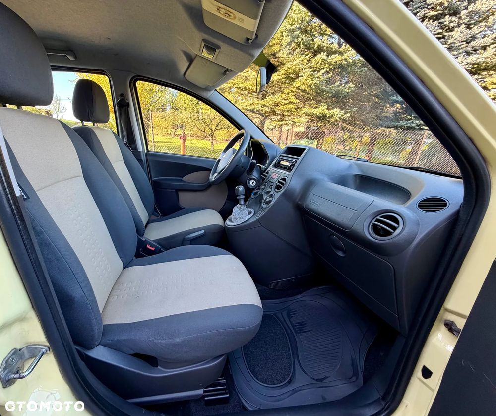 Fiat Panda 1.2 Emotion - 26