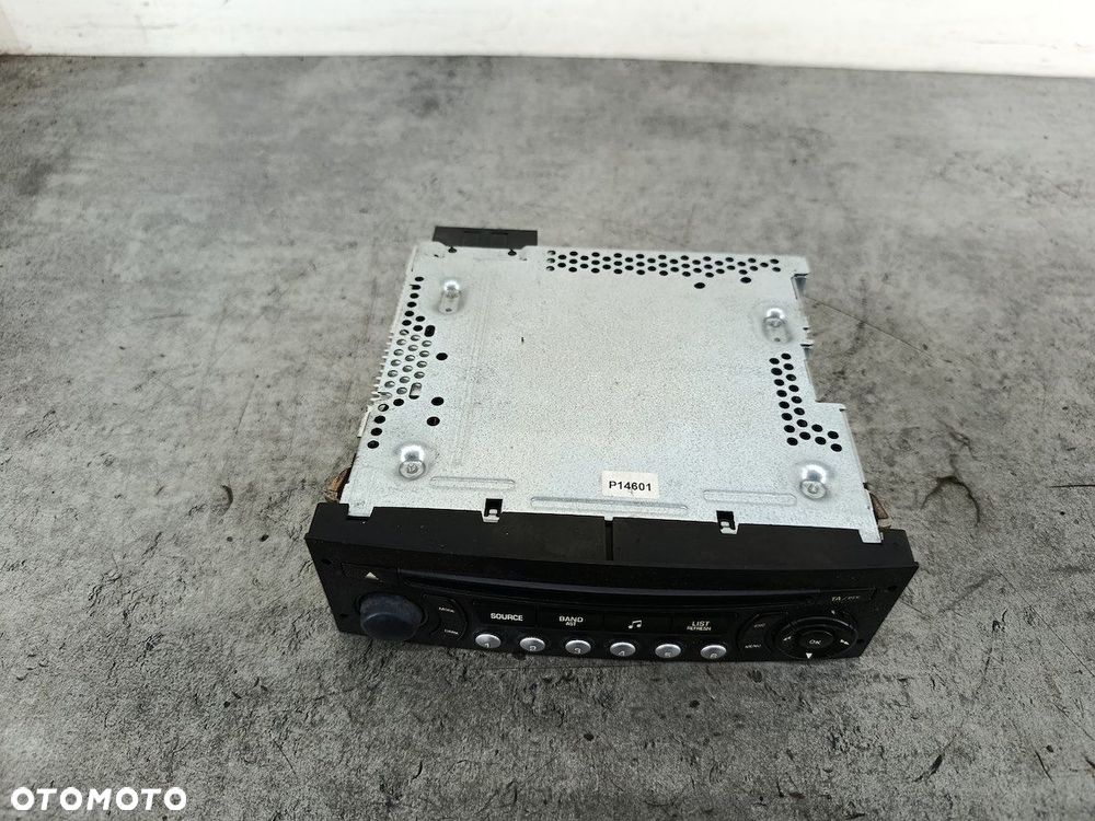 RADIO FABRYCZNE CITROEN C3 II 96662669XT  A2C5357827 CONTINENTAL - 1