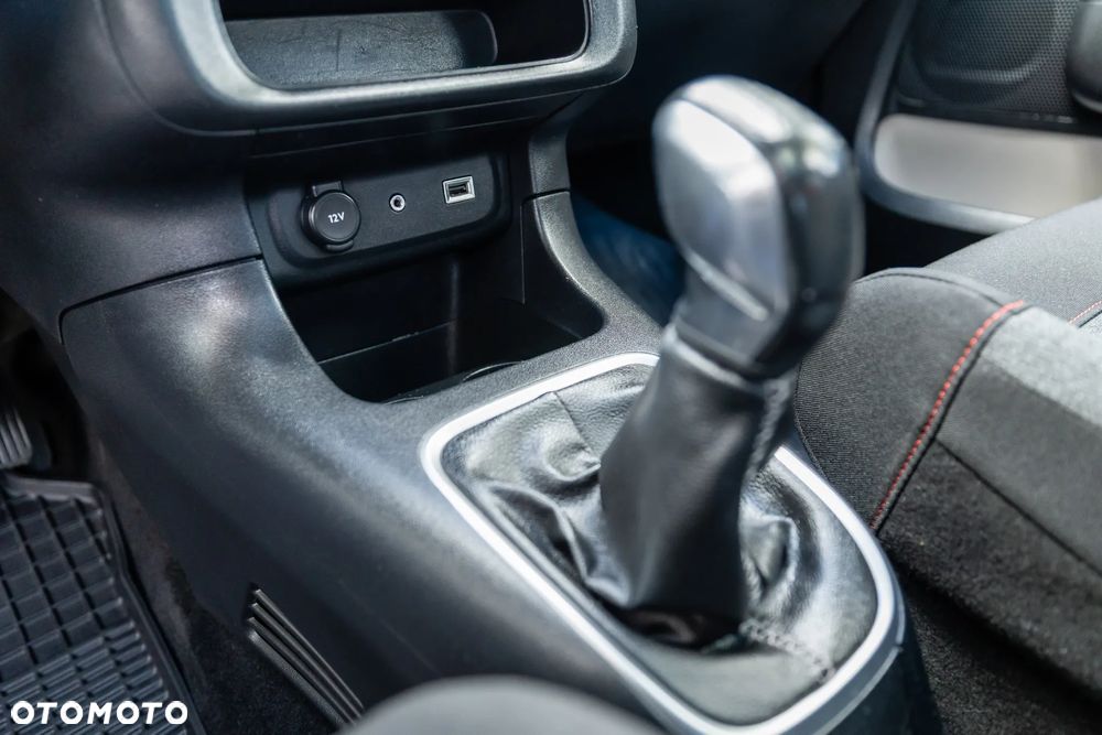 Citroën C3 Pure Tech (VTi) 82 Exclusive - 35