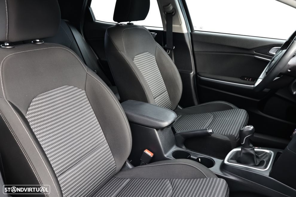 Kia XCeed 1.0 T-GDI Drive - 21