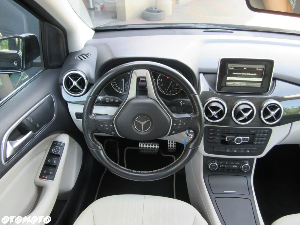 Mercedes-Benz Klasa B 220 4-Matic Style - 6