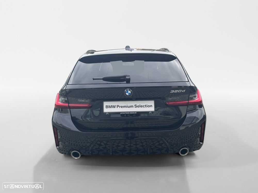 BMW 320 d Touring Pack Desportivo M Auto - 4