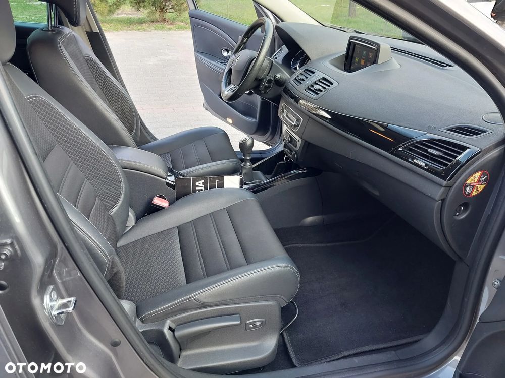 Renault Megane ENERGY TCe 130 BOSE EDITION - 9