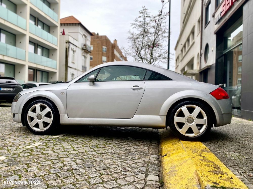 Audi TT Coupé 1.8 T quattro - 12