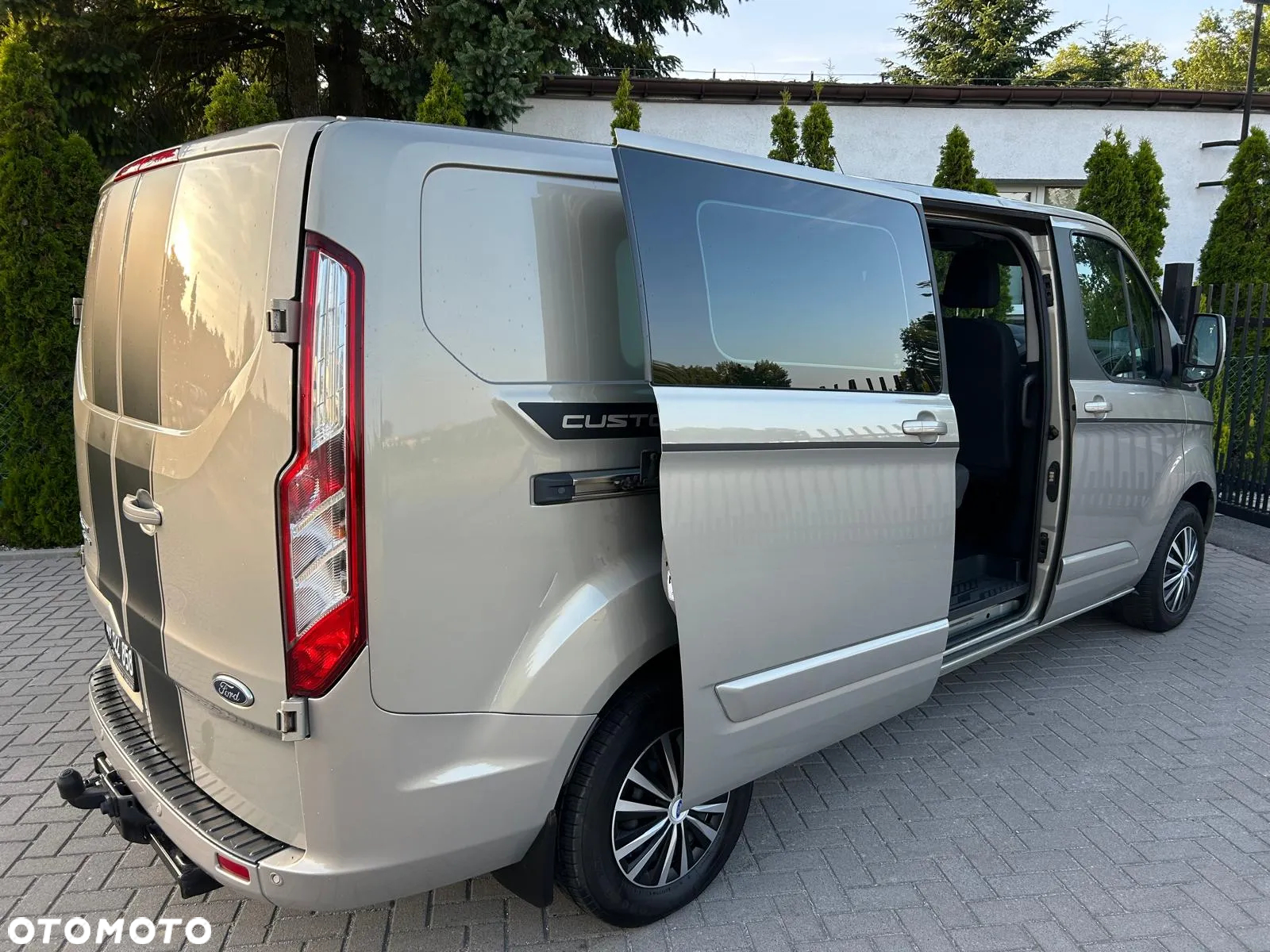 Ford Transit Custom 290 L2H1 Ambiente - 11