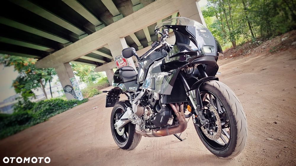 Yamaha XSR - 7
