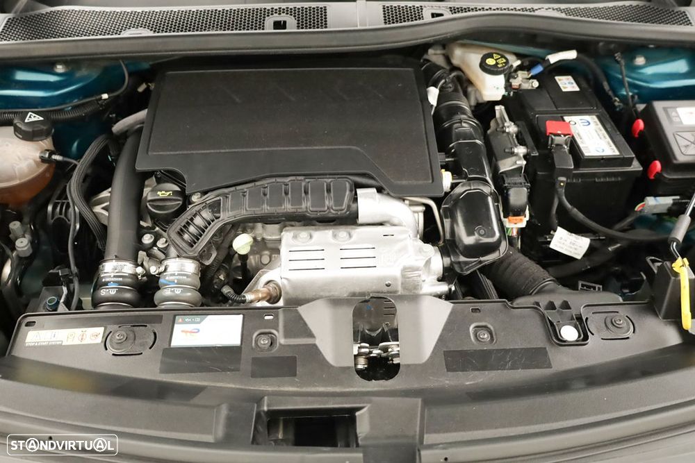Peugeot 2008 1.2 PureTech Allure - 24