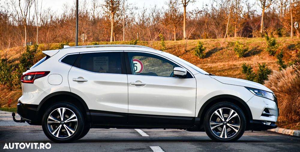 Nissan Qashqai 1.7 dCi Xtronic ALL-MODE 4x4i N-CONNECTA - 5